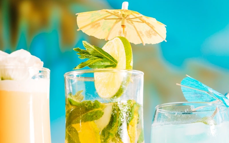 عرقیات گیاهی برای پیشگیری از گرمازدگی تابستان