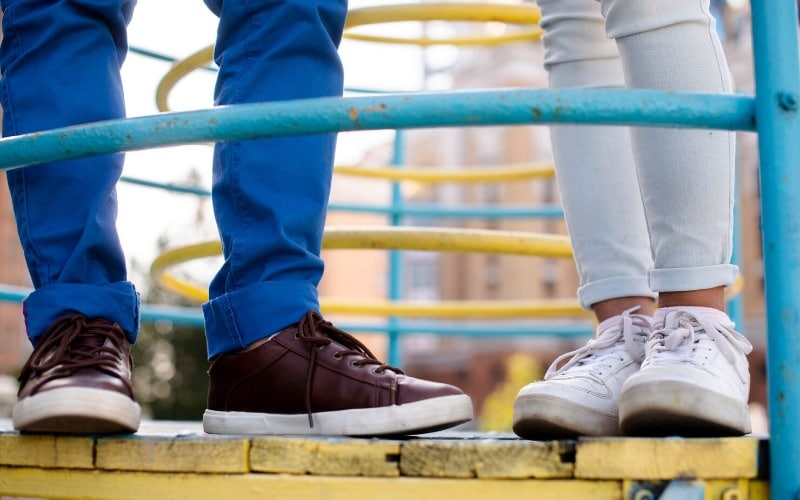 راهنمای انتخاب کفش روزمره و طبی